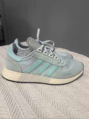 adidas Women's marathon tr tech blue Runner Sneakers